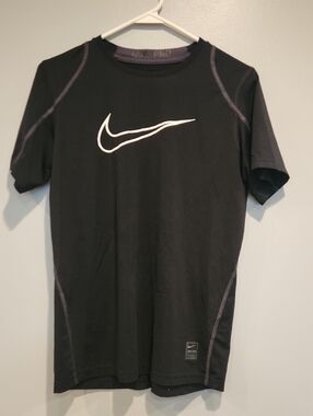 Nike Black Athletic Short Sleeve Dri-fit Tee with White Swoosh Kids Size XL